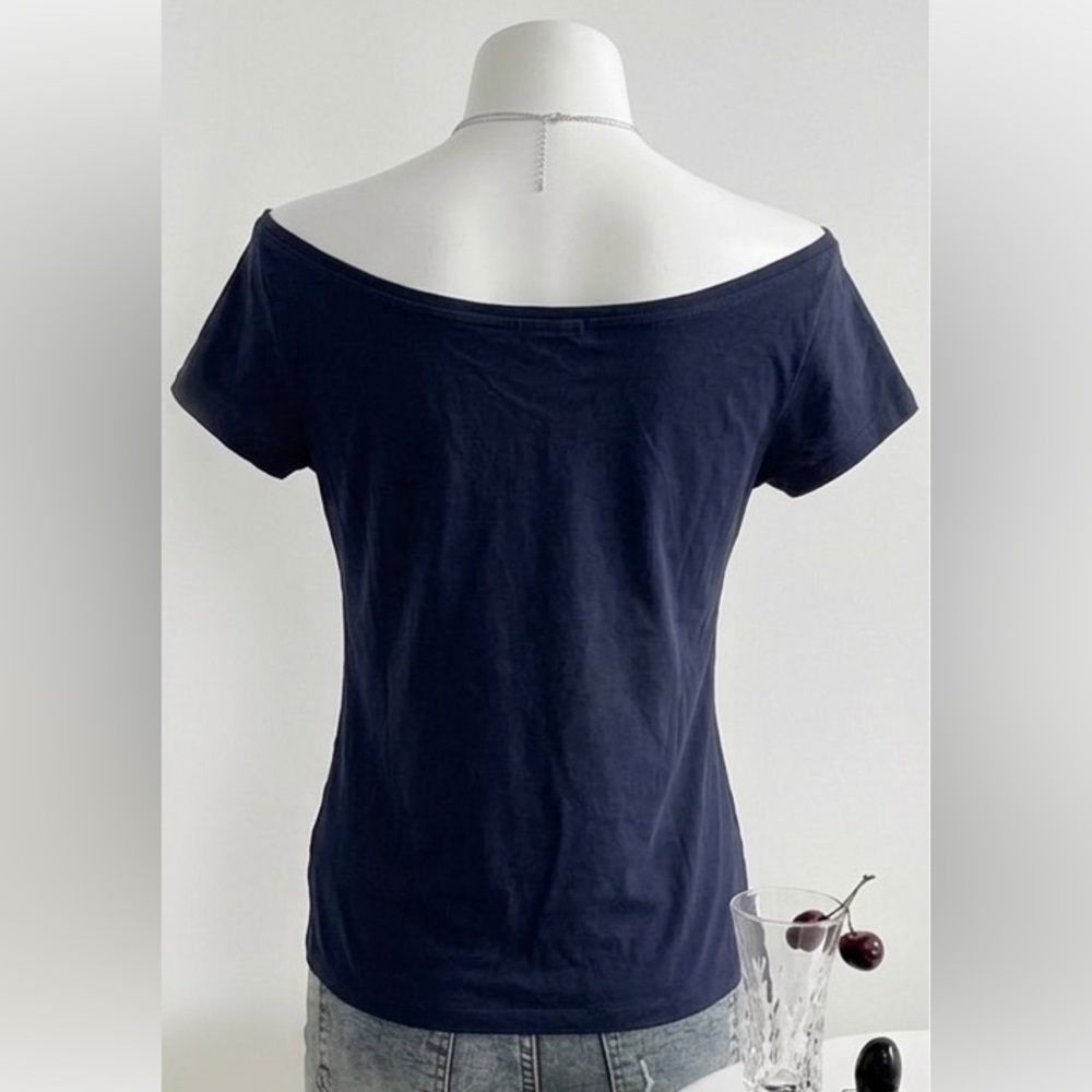 GAP Navy Blue Off-Shoulder Tee with White Logo - Picture 2 of 4